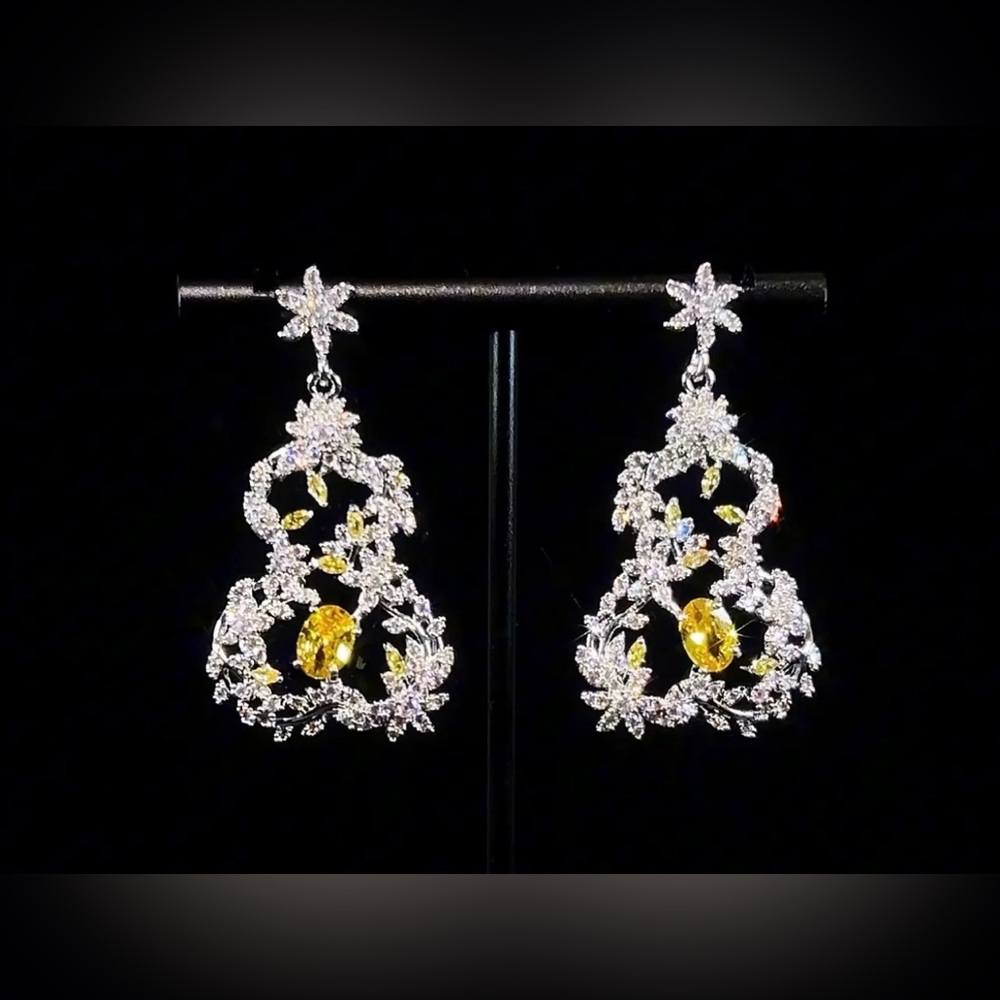 Sparkling crystal earrings